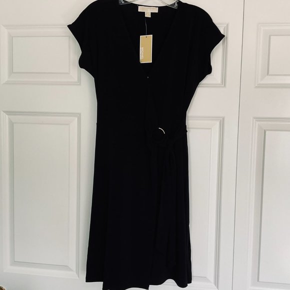 MICHAEL KORS Women's Classic Little Black Dress NWT Size M - Picture 1 of 7